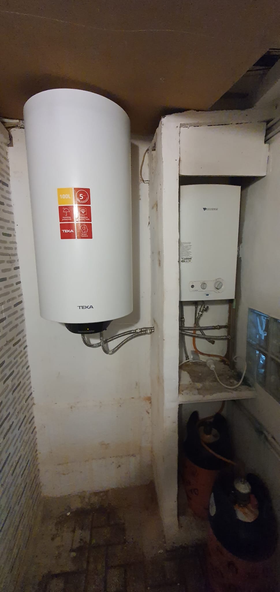Instalación de termo eléctrico de 100 litros en Marbella centro
